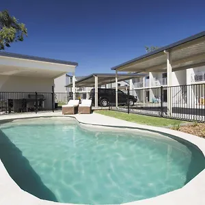 Oaks Aparthotel Middlemount